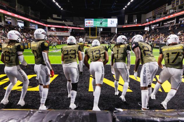 San Diego Strike Force line up for the kickoff