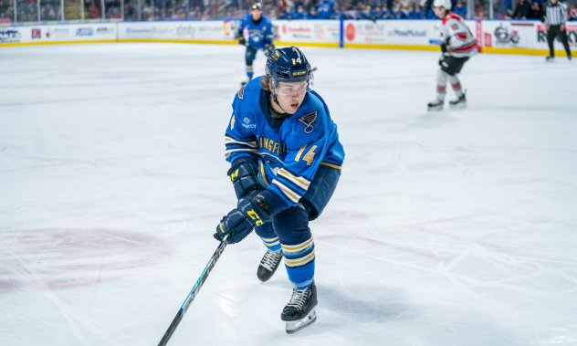 Springfield Thunderbirds forward Zach Dean