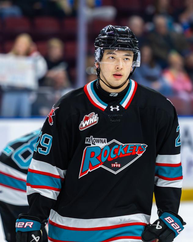 Kelowna Rockets right wing Hiroki Gojsic