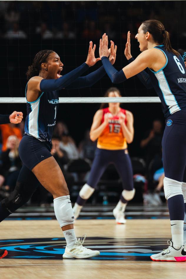 Orlando Valkyries' Charitie Luper and Brittany Abercrombie on game night