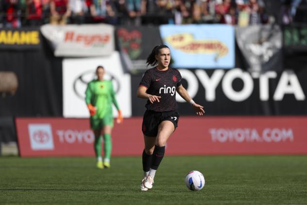 Portland Thorns midfielder Sam Coffey