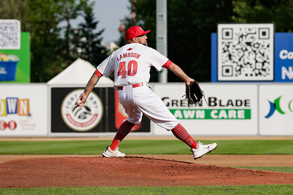 Winnipeg Goldeyes pitcher Mitchell Lambson