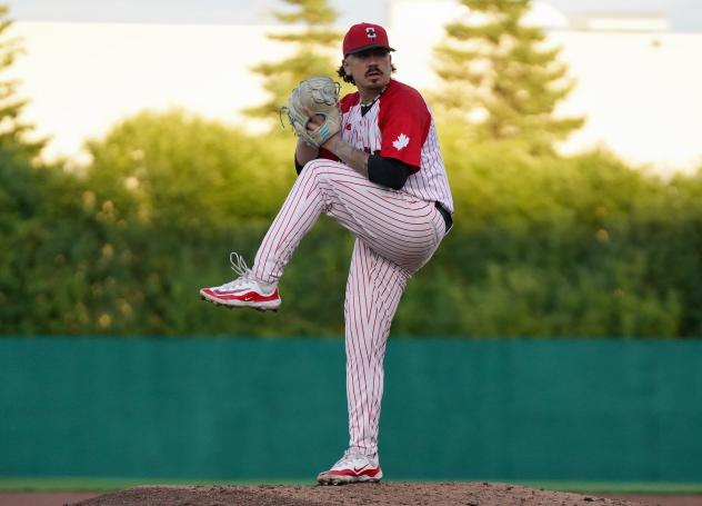 Ottawa Titans pitcher Alfredo Villa