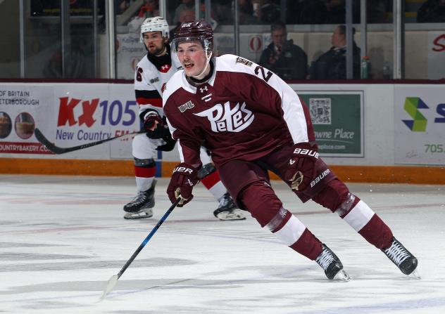 Peterborough Petes left wing Kieron Walton vs. the Ottawa 67's