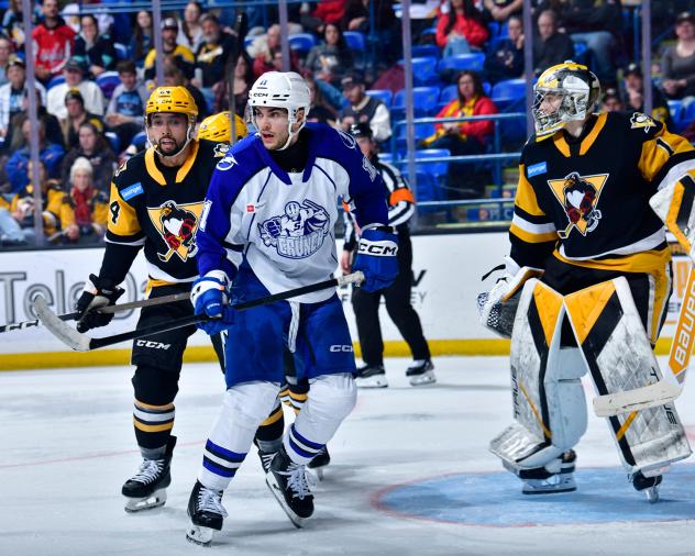 Syracuse Crunch center Lucas Mercuri vs. the Wilkes-Barre/Scranton Penguins
