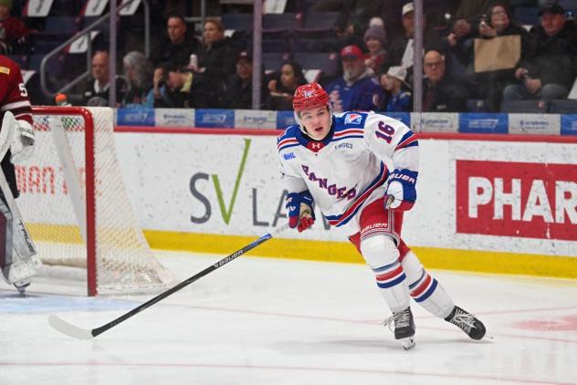 Kitchener Rangers left wing Dylan Edwards