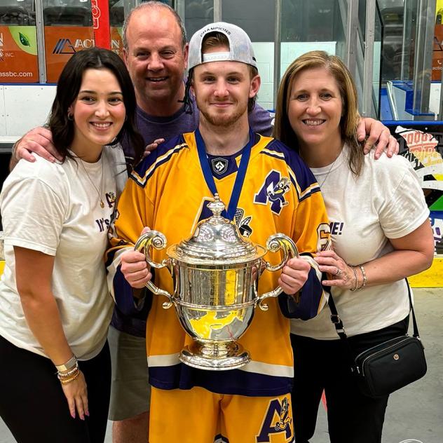 Jaxon Fridge with the Coquitlam Adanacs
