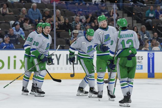 Florida Everblades exchange congratulations