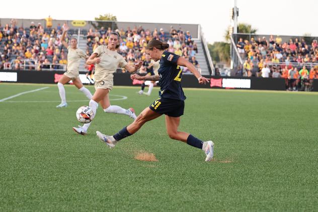 AshleyClark of the Tampa Bay Sun FC sends the ball downfield