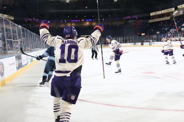 Youngstown Phantoms' Evan Jardine on game night