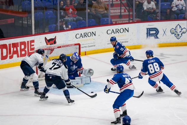 Worcester Railers forward Drew Callin looks for a shot against the Trois-Rivières Lions