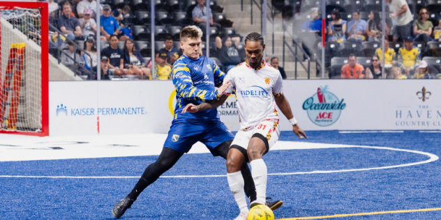 San Diego Sockers newcomer Stefan Mijatovic defends Baltimore's Kevaughn Frater