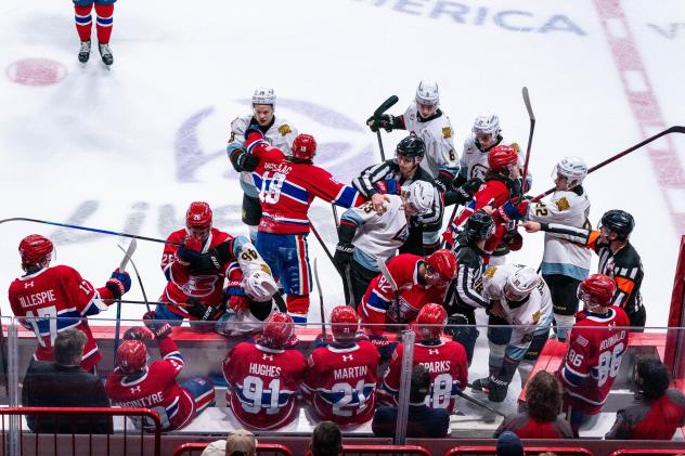 Spokane Chiefs mix it up with the Portland Winterhawks