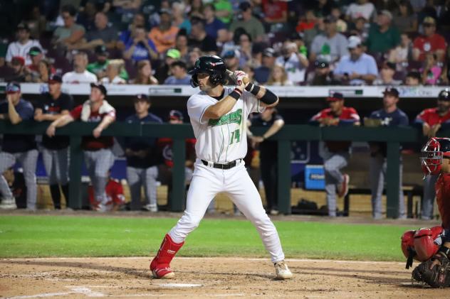 Dayton Dragons second baseman Peyton Stovall