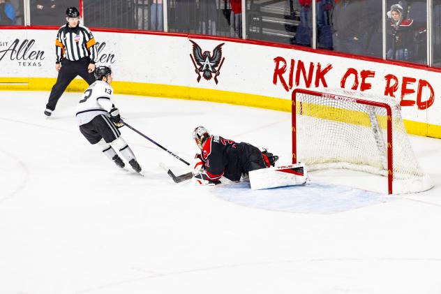 Idaho Steelheads' Francesco Arcuri and Allen Americans' Jackson Parsons in action