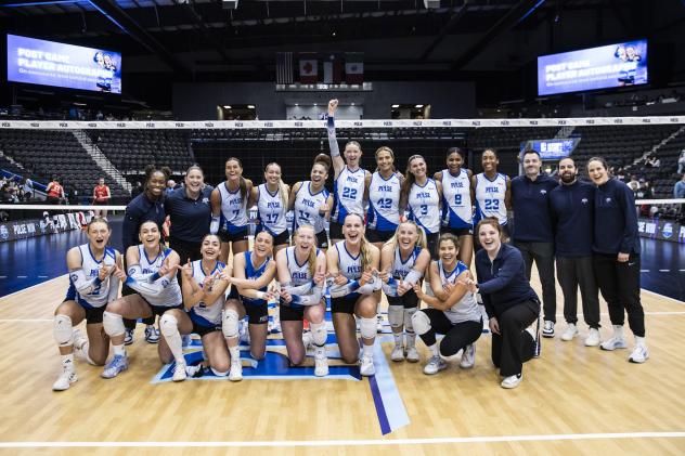 Dallas Pulse celebrates a win