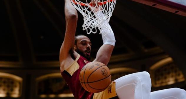 Cleveland Charge center Olivier Sarr slams it home