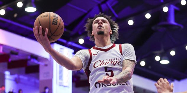 Cleveland Charge guard Zeke Mayo