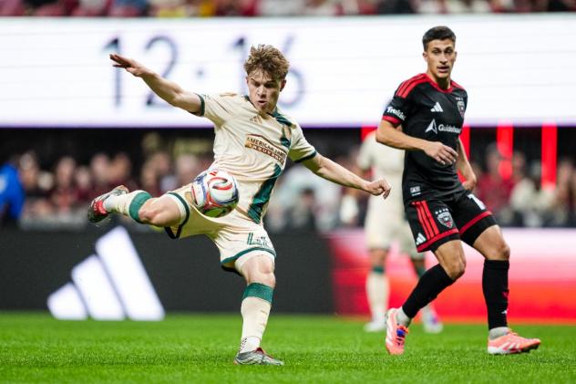 Atlanta United and D.C. United in action