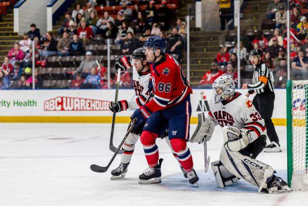 Rapid City Rush goaltender Rico DiMatteo vs. the Kalamazoo Wings