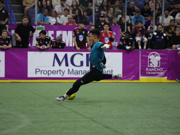 St. Louis Ambush goalkeeper Paulo Nascimento vs. the Empire Strykers
