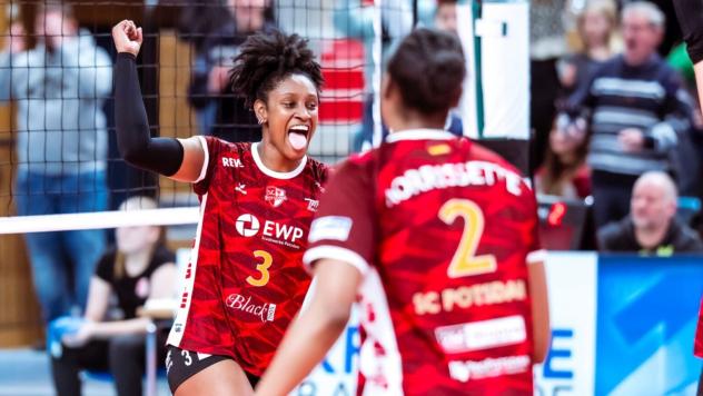 Opposite Hitter Danielle Harbin with SC Potsdam