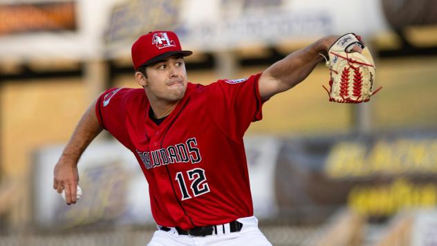 Hickory Crawdads pitcher Evan Siary