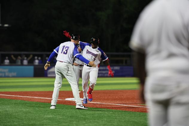 Rome Emperors shortstop John Gil rounds the bases
