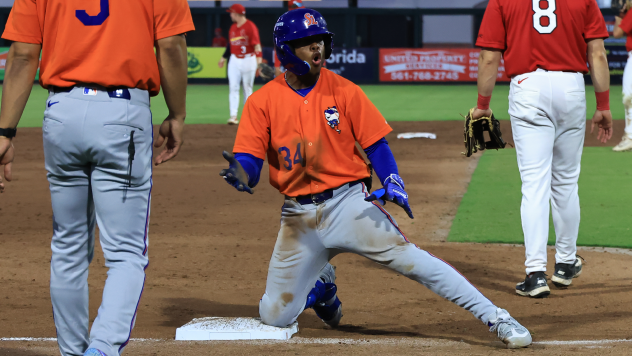 St. Lucie Mets second baseman Eddinson Paulino reacts after his triple