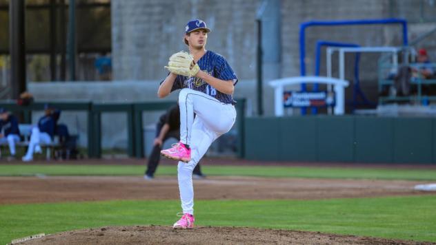 Tri-City Dust Devils' Tyler Bremner on the mound