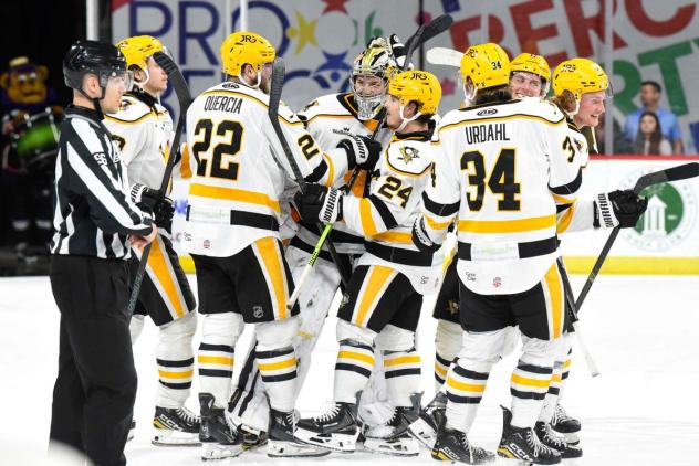 Wheeling Nailers congratulate goaltender Gabriel D'Aigle