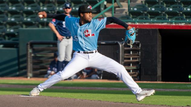 Hickory Crawdads pitcher Frank Martinez