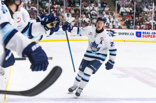 Penticton Vees left wing Louis Wehmann