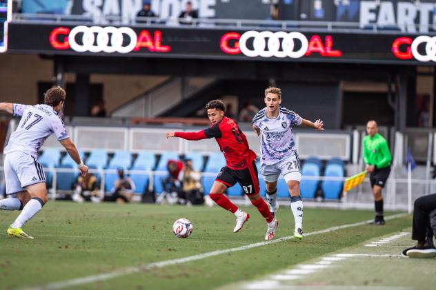 Phoenix Rising defender Daniel Flores vs. the San Jose Earthquakes in the U.S. Open Cup