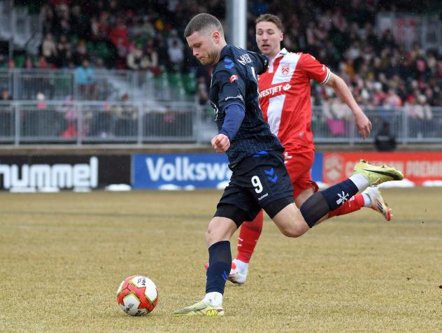 Atlético Ottawa forward Erling Myklebust