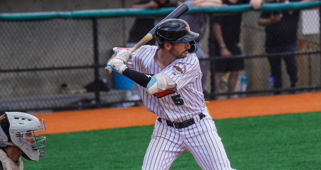 Long Island Ducks infielder Austin Dennis