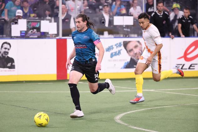 St. Louis Ambush midfielder William Eskay vs. the San Diego Sockers