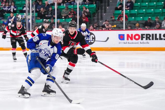 Syracuse Crunch forward Gabriel Szturc vs. the Belleville Senators