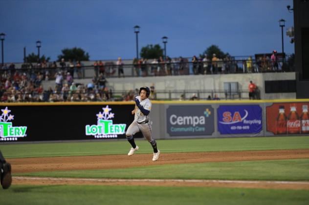 Montgomery Biscuits second baseman Jadher Areinamo on the base paths