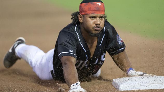 Hickory Crawdads' Deward Tovar