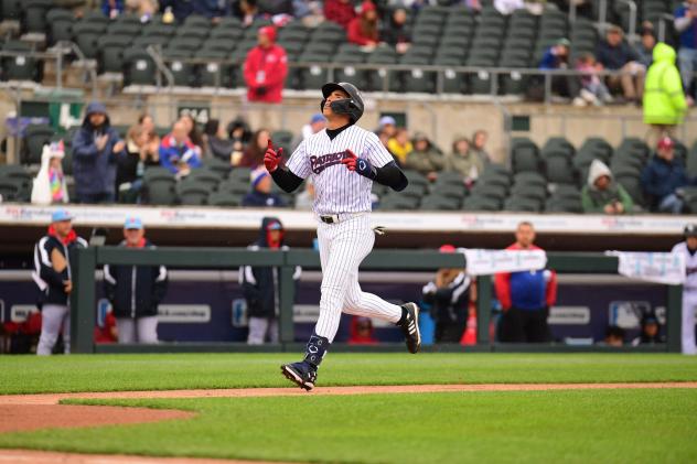 George Lombard, Jr. of the Somerset Patriots trots home