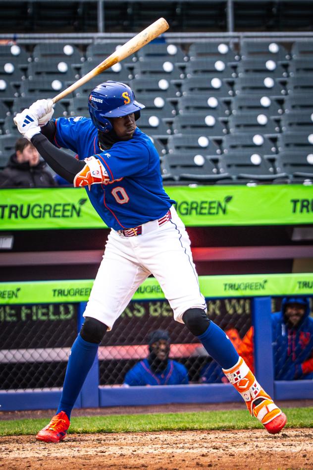 Ronny Mauricio of the Syracuse Mets