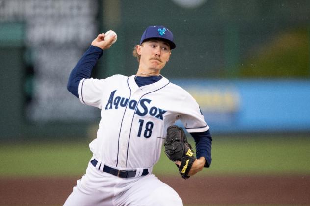 Bryce Miller pitching for the Everett AquaSox
