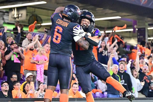 Orlando Storm celebrate after a touchdown