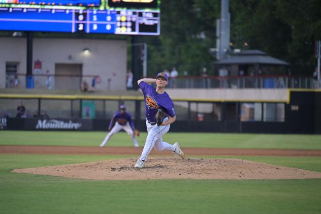 Fayetteville Jumping Beans' Gabel Pentecost on the mound