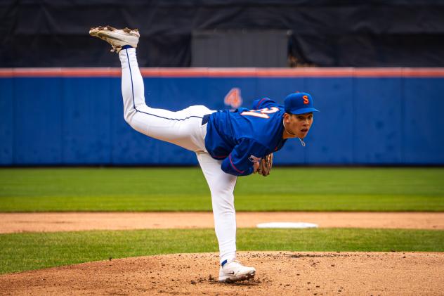 Syracuse Mets pitcher Jonah Tong