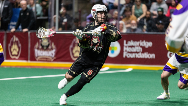 Oshawa FireWolves forward Alex Simmons