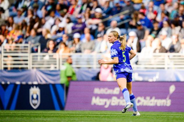 Seattle Reign FC forward Maddie Dahlien
