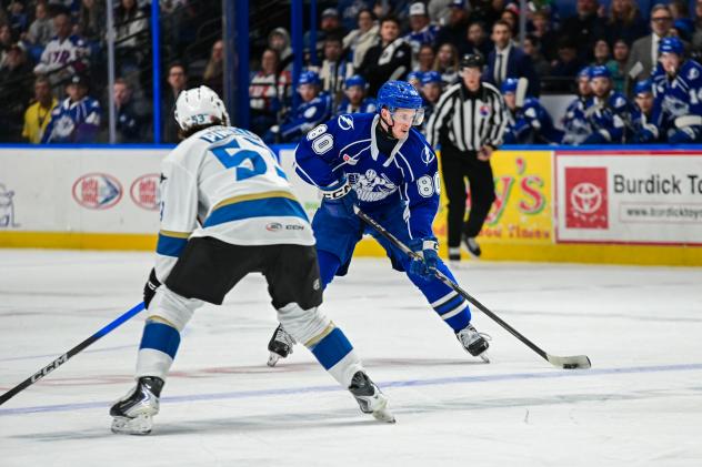 Syracuse Crunch left wing Nick Abruzzese vs. the Cleveland Monsters