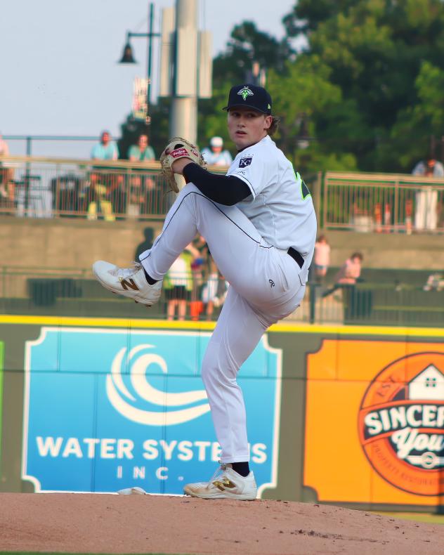 Columbia Fireflies pitcher Michael Lombardi